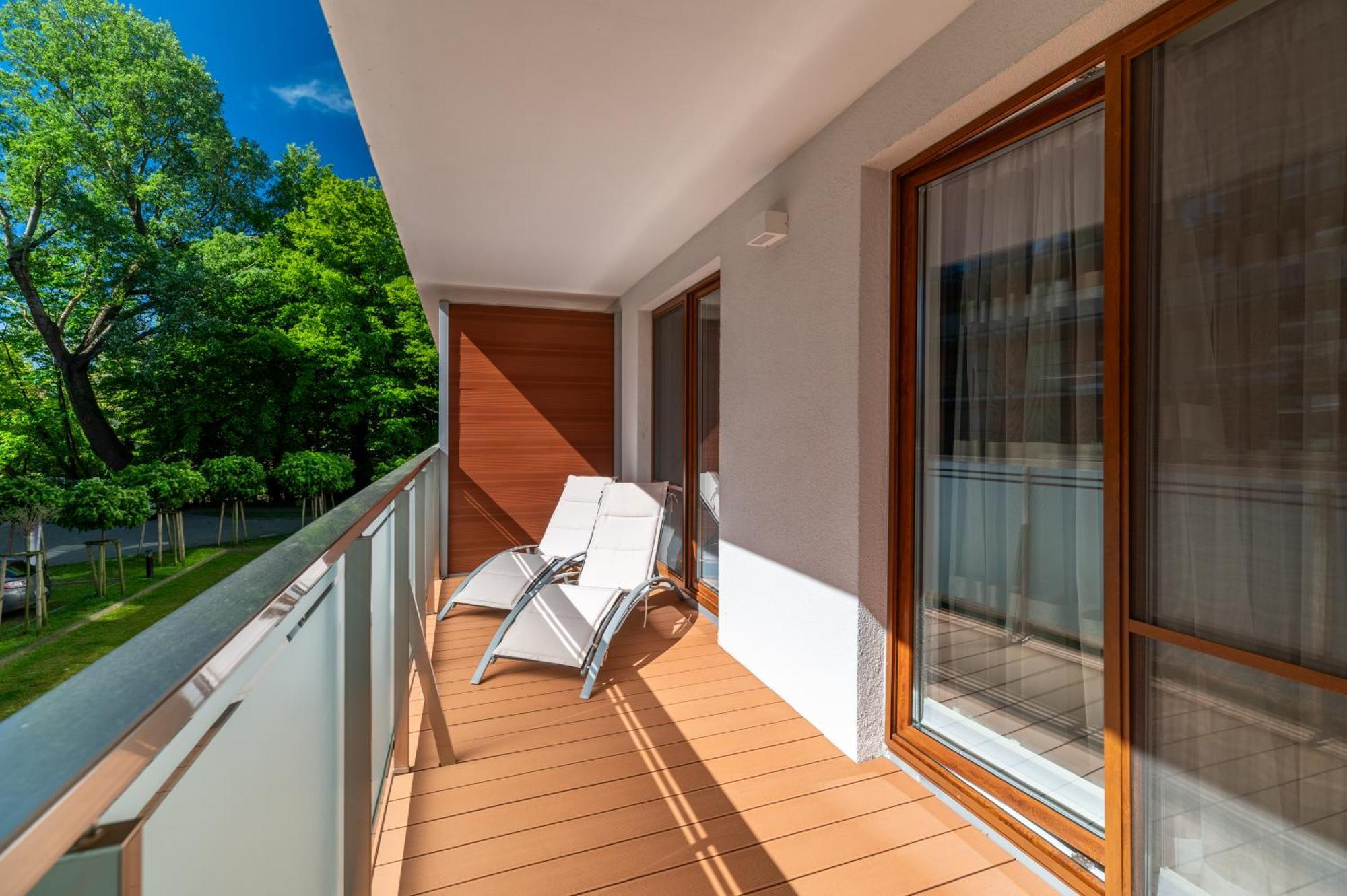 Like Apartment Колобжег Экстерьер фото